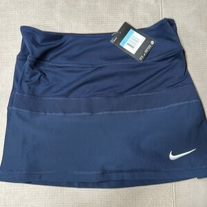 Nike tennis court navy size medium with tags